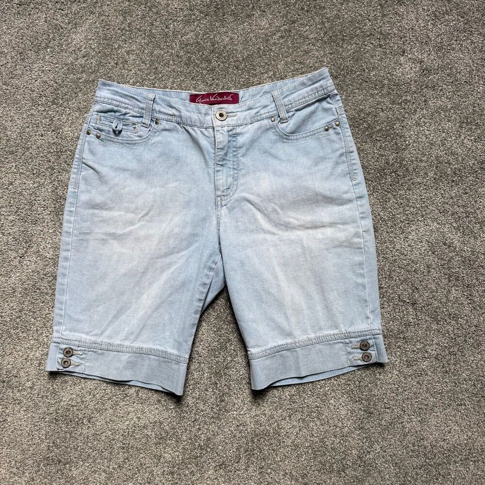 Gloria Vanderbilt Shorts 6 Womens Light Blue Denim Bermuda